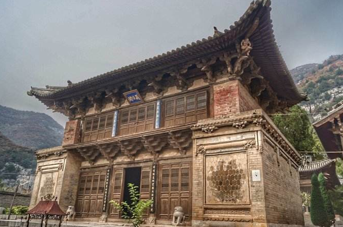 【廟宇寺】青蓮寺蓮花座上的寶寺！
  第2張